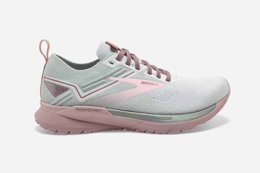 Brooks Ricochet 3 Road Loopschoenen Dames - Wit/Roze - 491820RTP